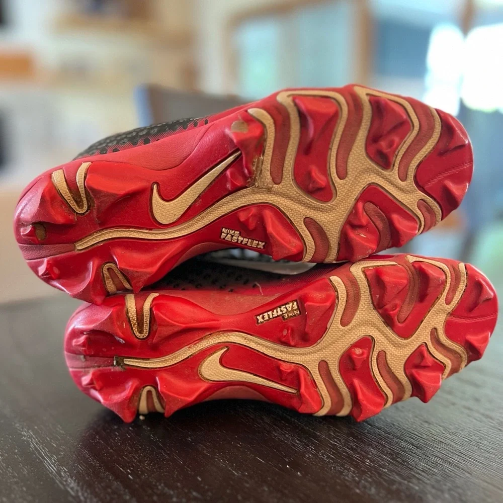 Nike Boys Cleats 2.5Y